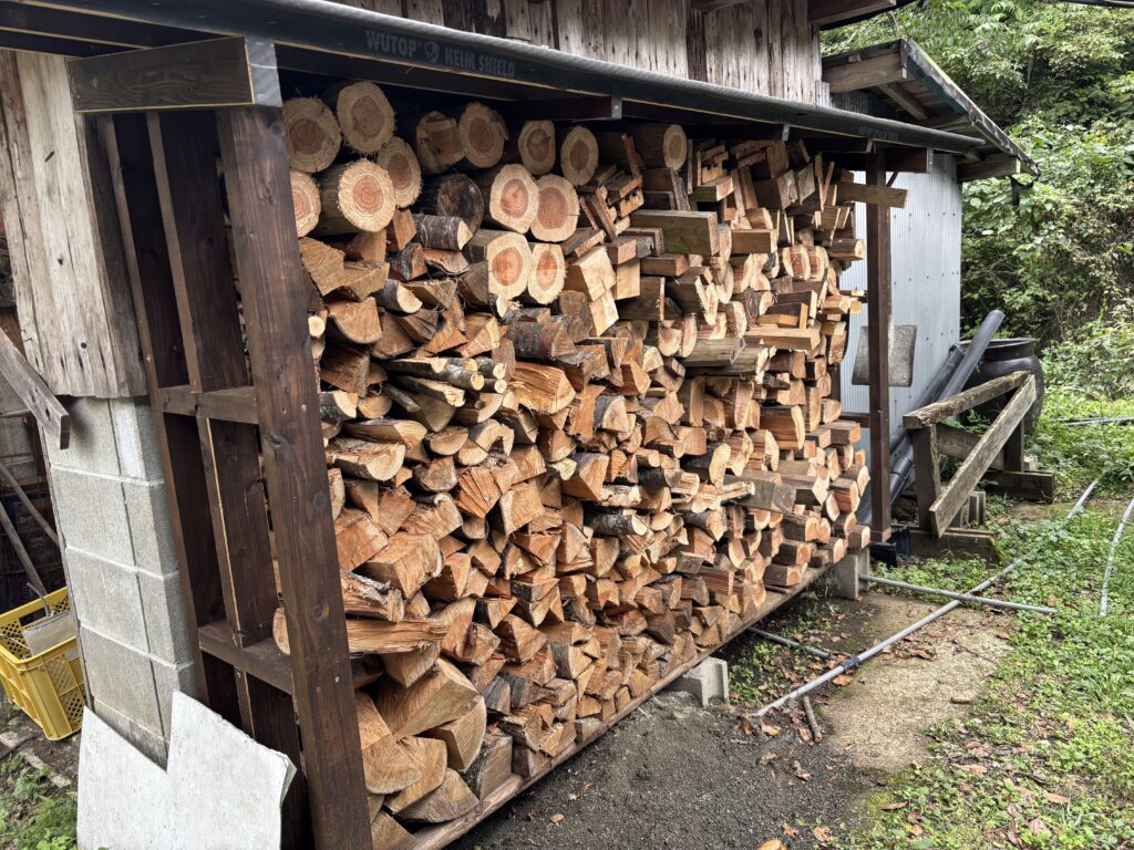 溶岩石窯ピッツァ轍 外観