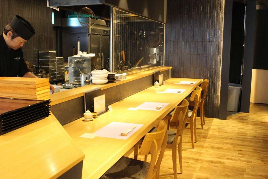 「もり田」店内