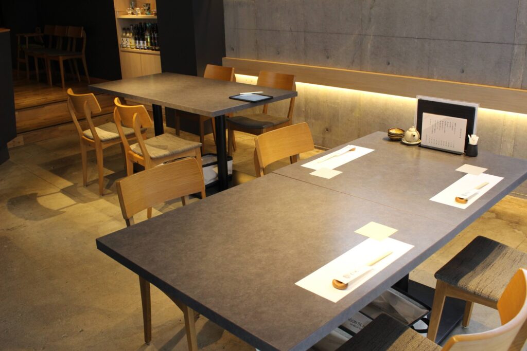 「もり田」店内