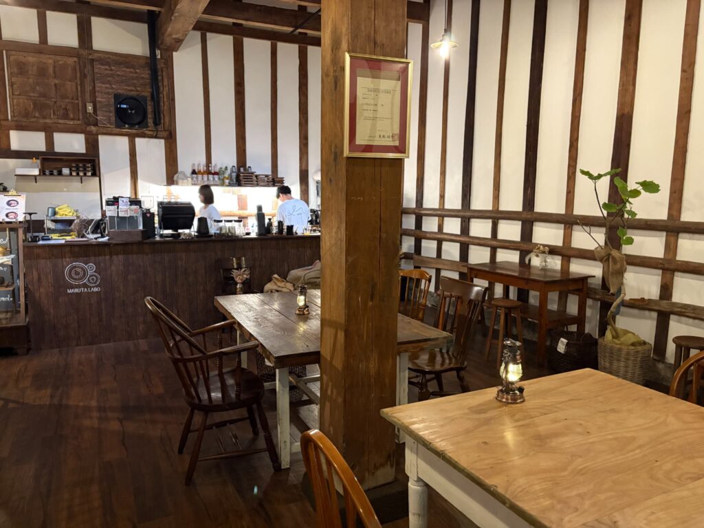 MARUTALABOの店内