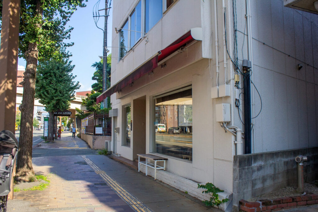 POMBOの外観
