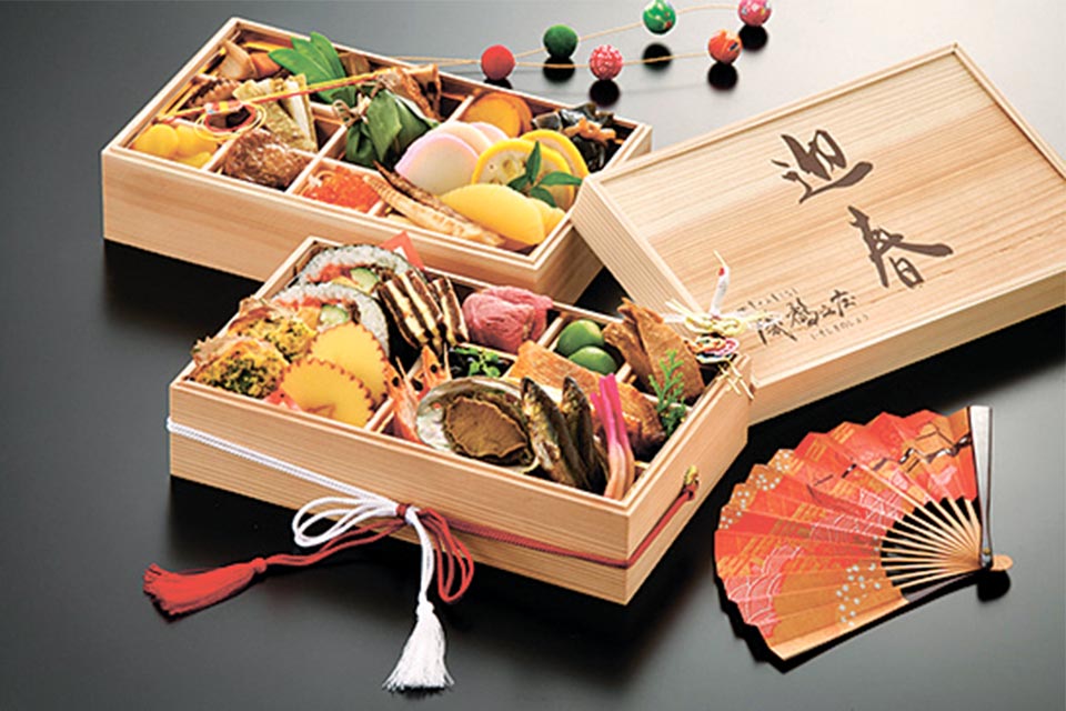 特大太巻寿司入り2人前の二段重1万8360円