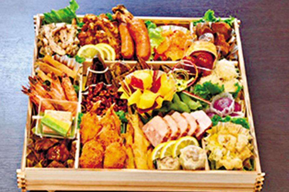 正月用特製オードブル税込み2万円。限定100食