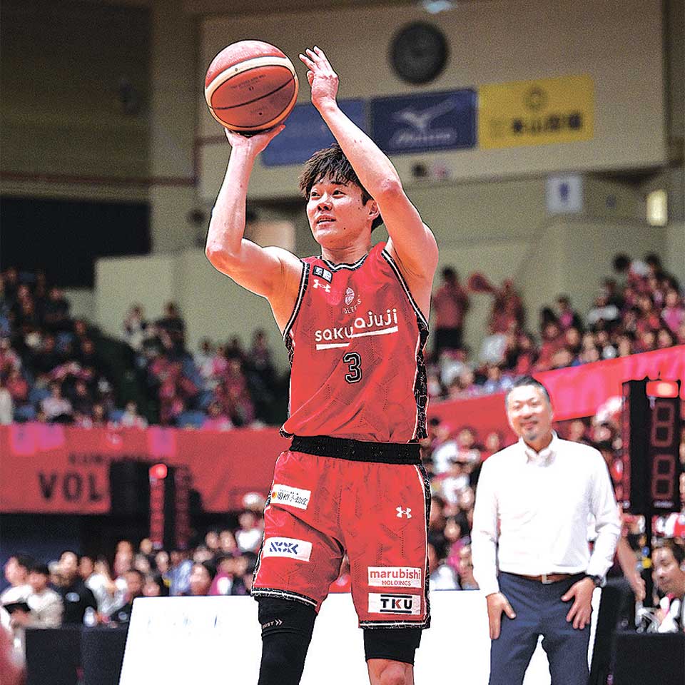 シュート中も笑顔に見える山本選手