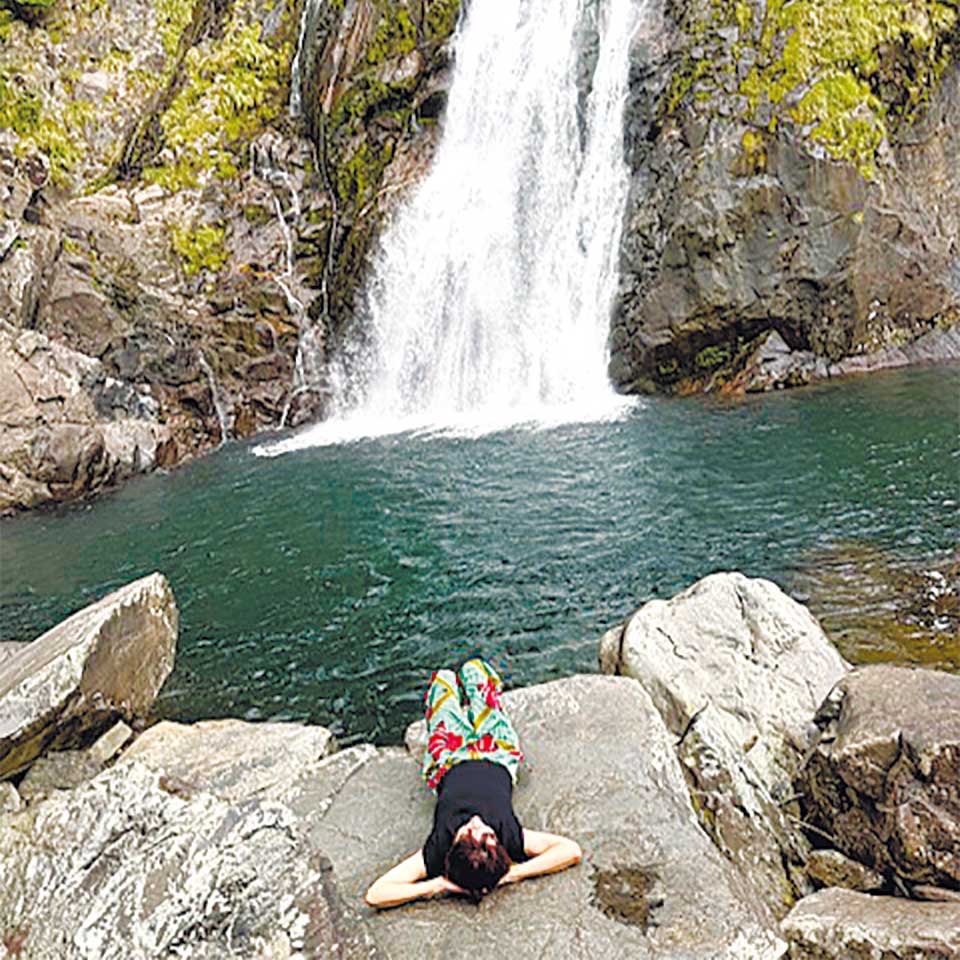 屋久島の滝などを巡り、魅力を満喫しました
