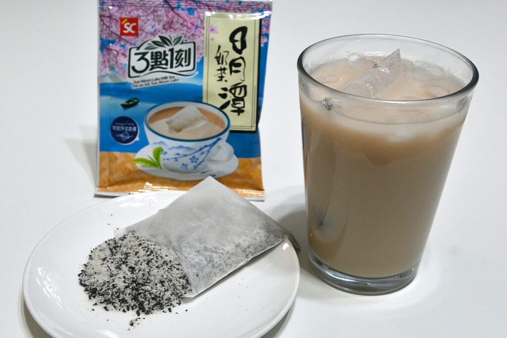 ３點１刻のティーバッグなら気軽に台湾のミルクティーが楽しめます（ＮＮＡ撮影）