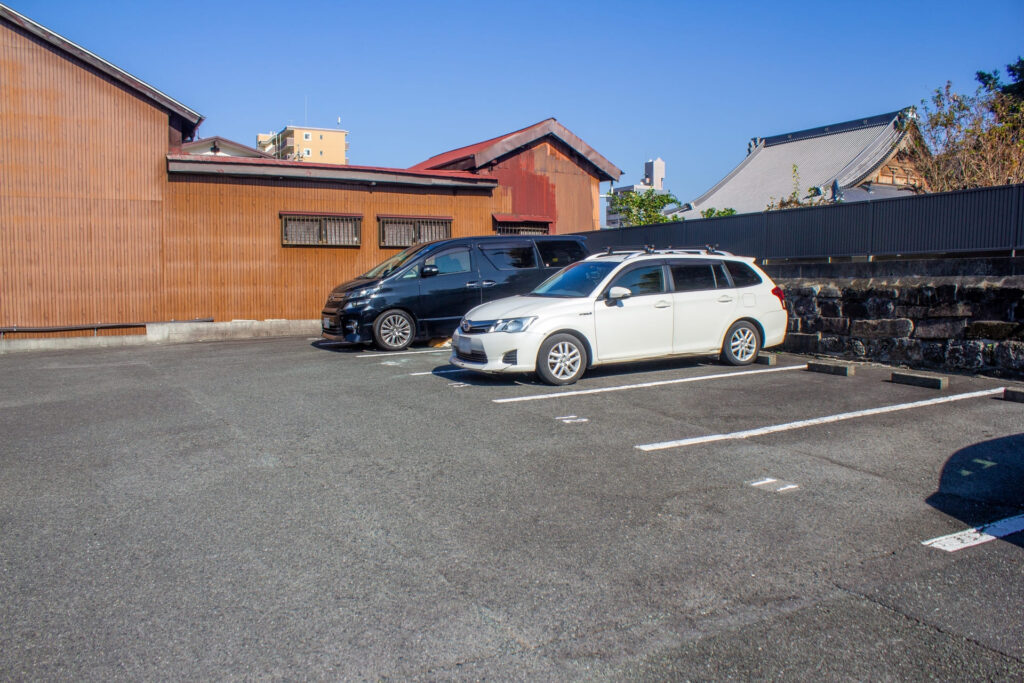 至福のひととき＋甘味処の駐車場