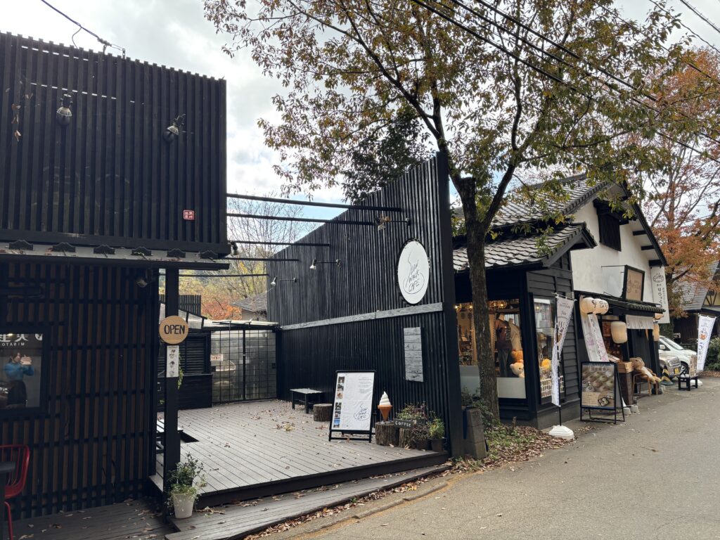 SLOW WALK CAFE 外観