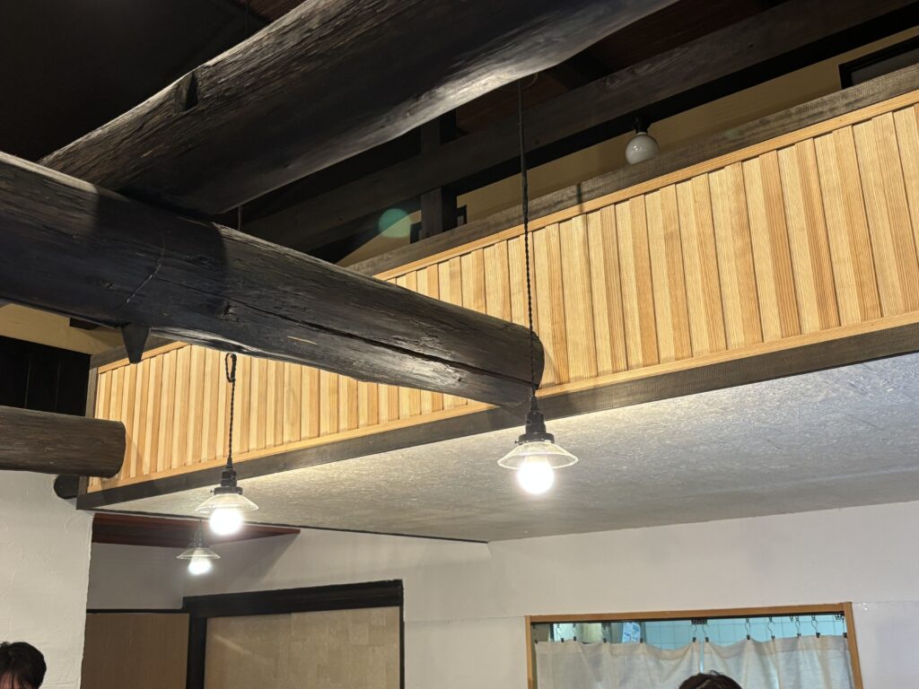 SLOW WALK CAFE 内観