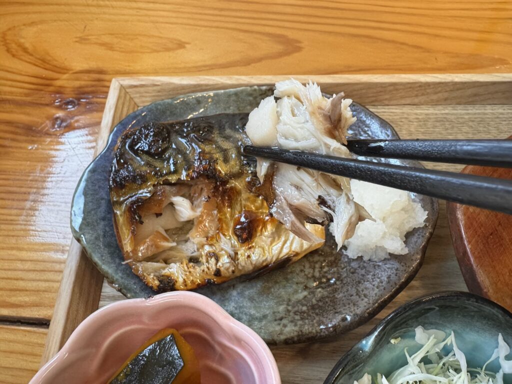 「だご汁御膳」の焼き鯖