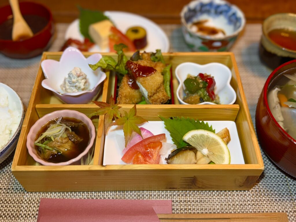 「ここのつ御膳」