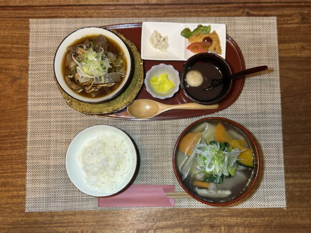 「馬すじセット」