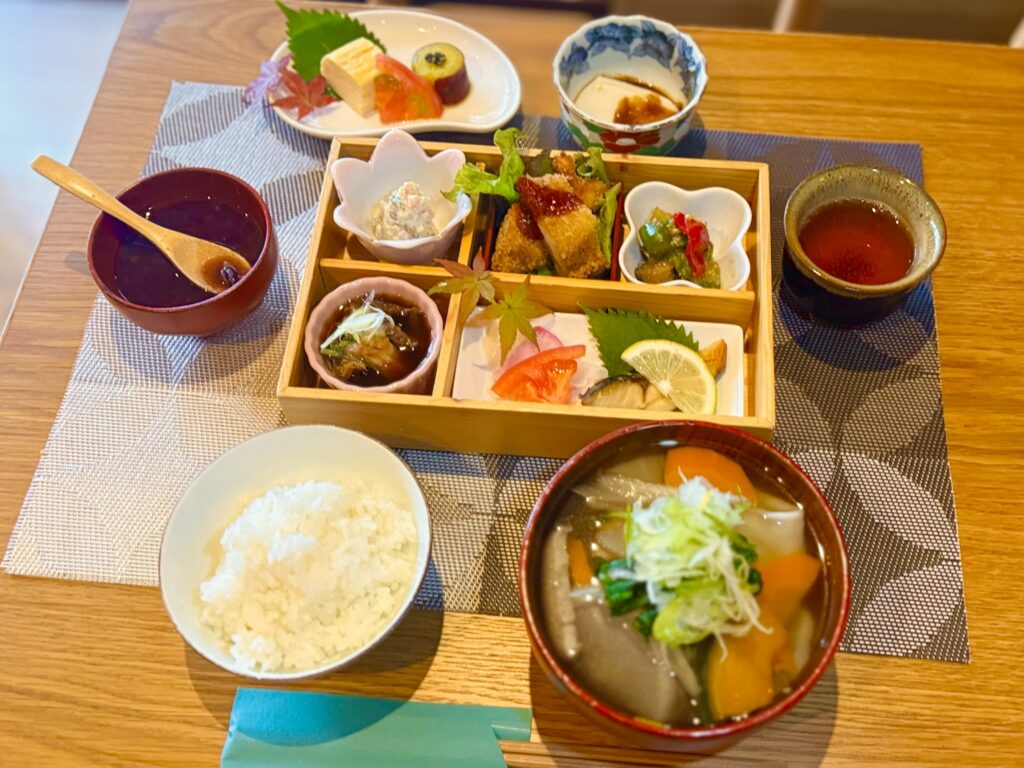 「ここのつ御膳」