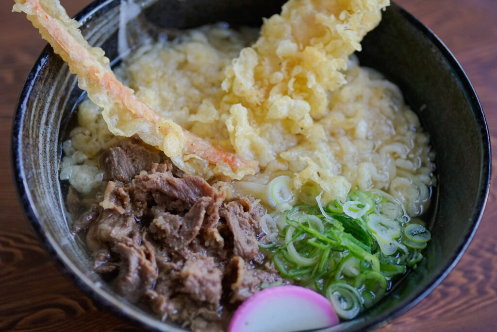 夕立の肉海老天うどん