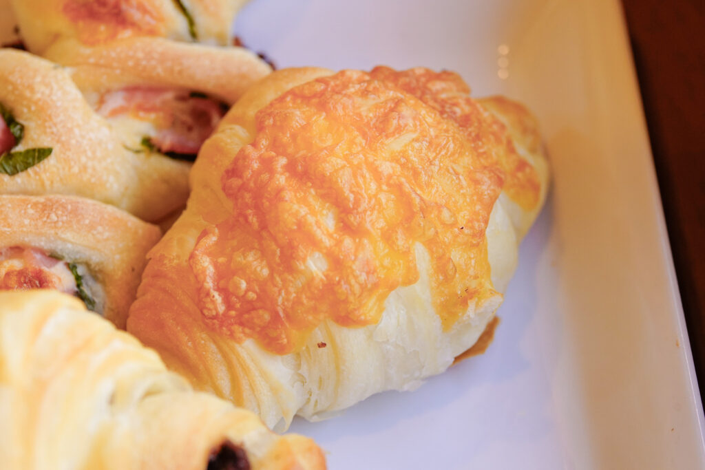 もっちりクロワッサン