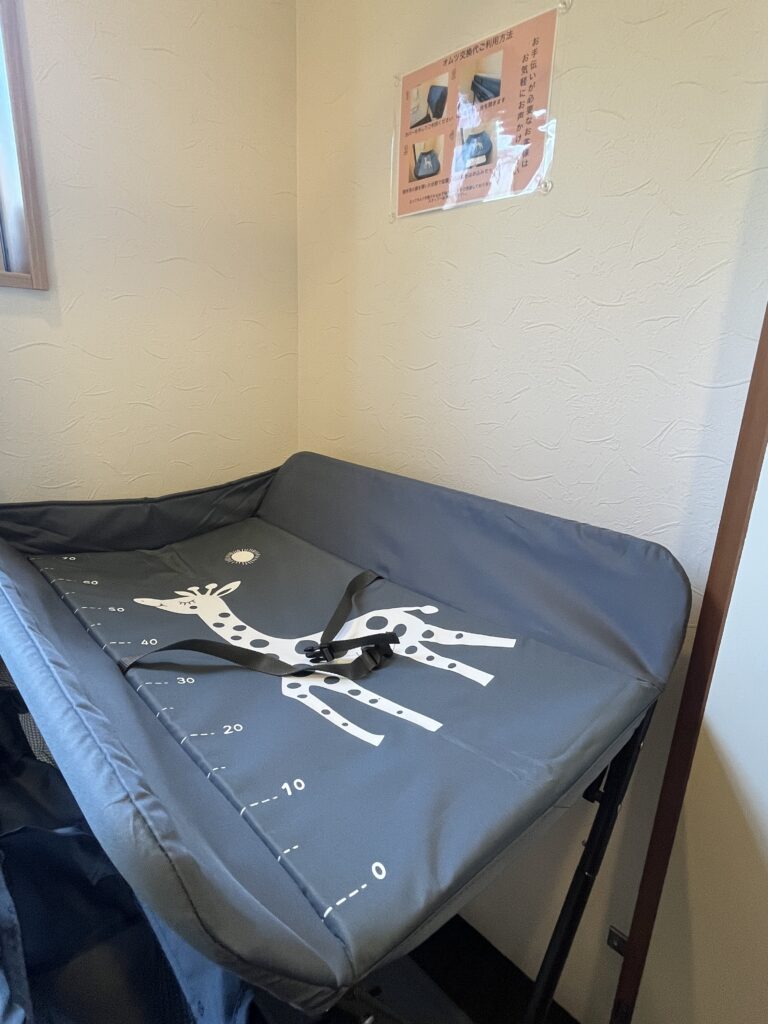 おむつ替えシート