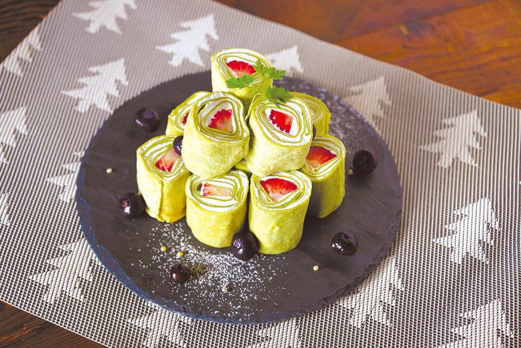 カットして並べてカフェ風に「ロールミルクレープ」