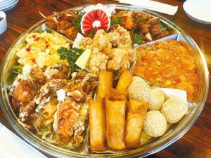 「お正月鉢盛」1万5000円。限定100台。予定数に達し次第受け付け終了となるのでお早めに