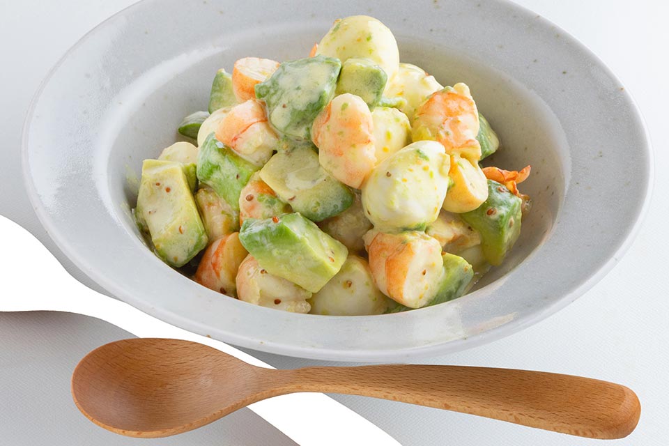 エビとアボカドのかんきつソース