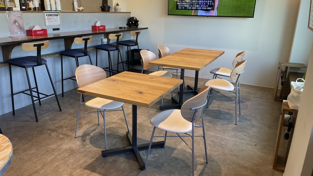 唐揚げろんの店内