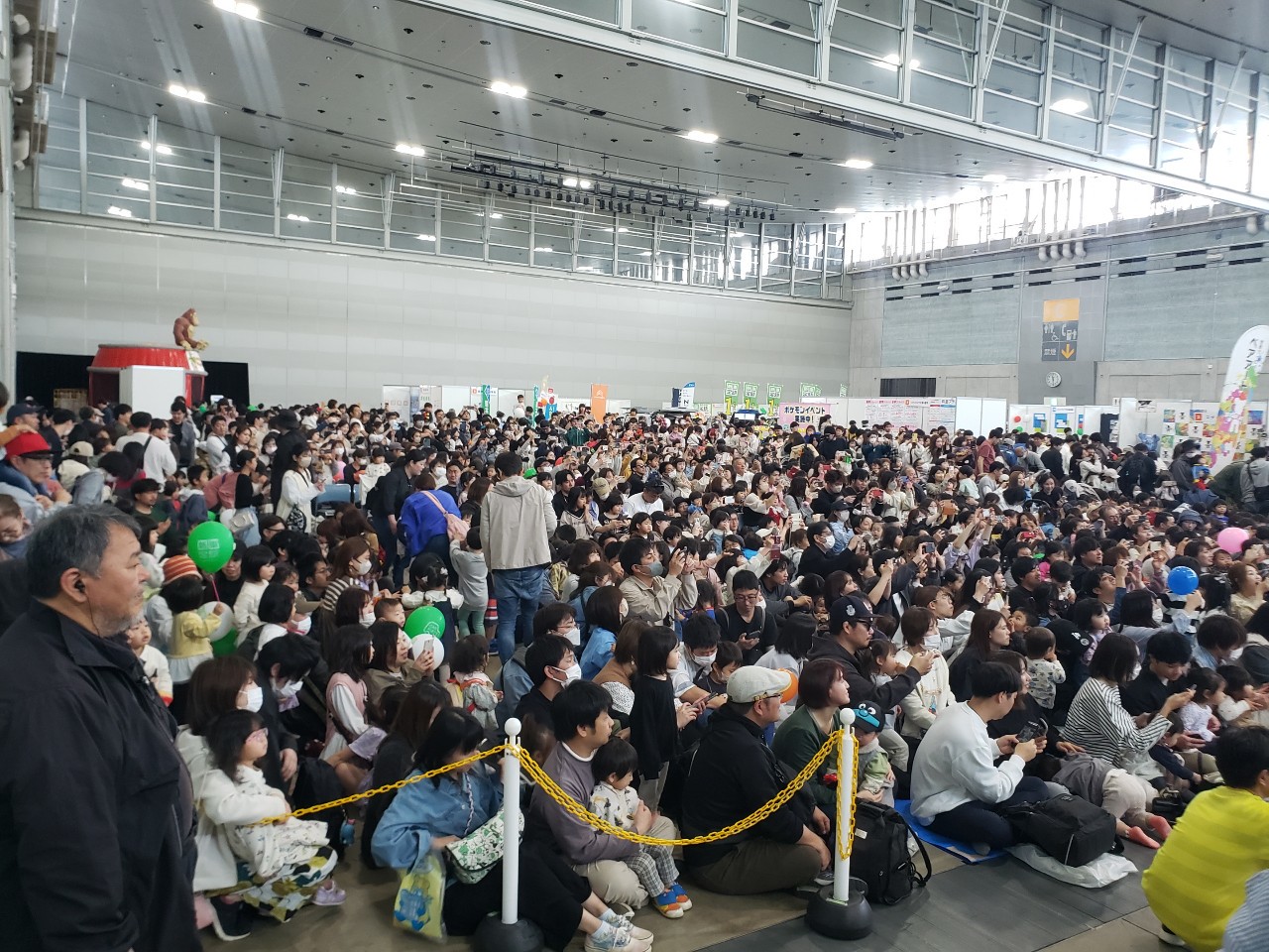 会場全体の賑わい