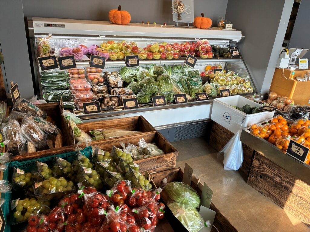 Fam-oshima-の野菜・果物の直売コーナー