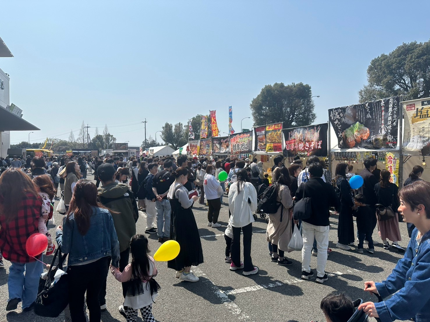 屋外グルメブース
