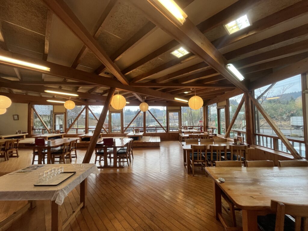 道の駅波野のレストラン店内