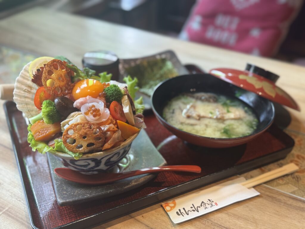 れんこん食堂の海鮮丼