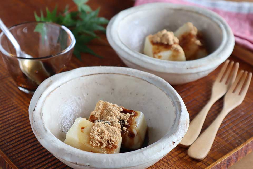大豆の風味と、もちもち感がたまらない 豆腐のくず餅【おうちでCOOK】