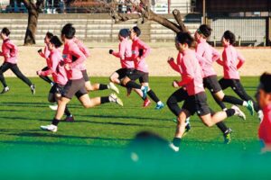 チームスタッフにフィジカルコーチが新たに加わり、フィジカル強化の練習メニューが増えています