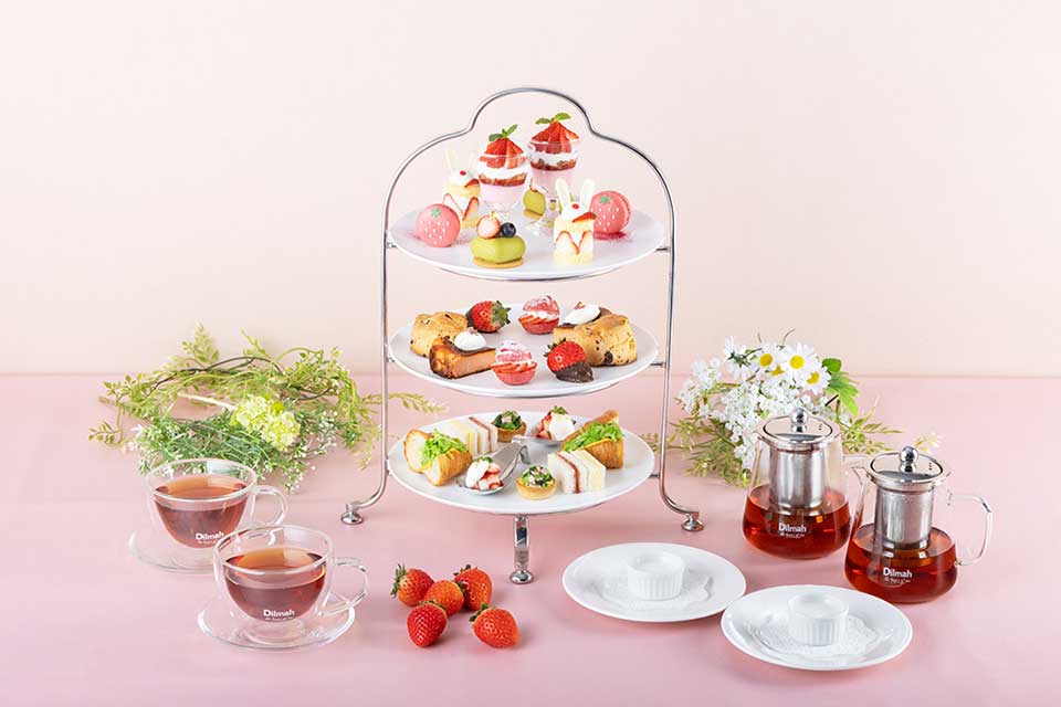 甘酸っぱい香りが広がるイチゴで、ときめきのひと時を満喫