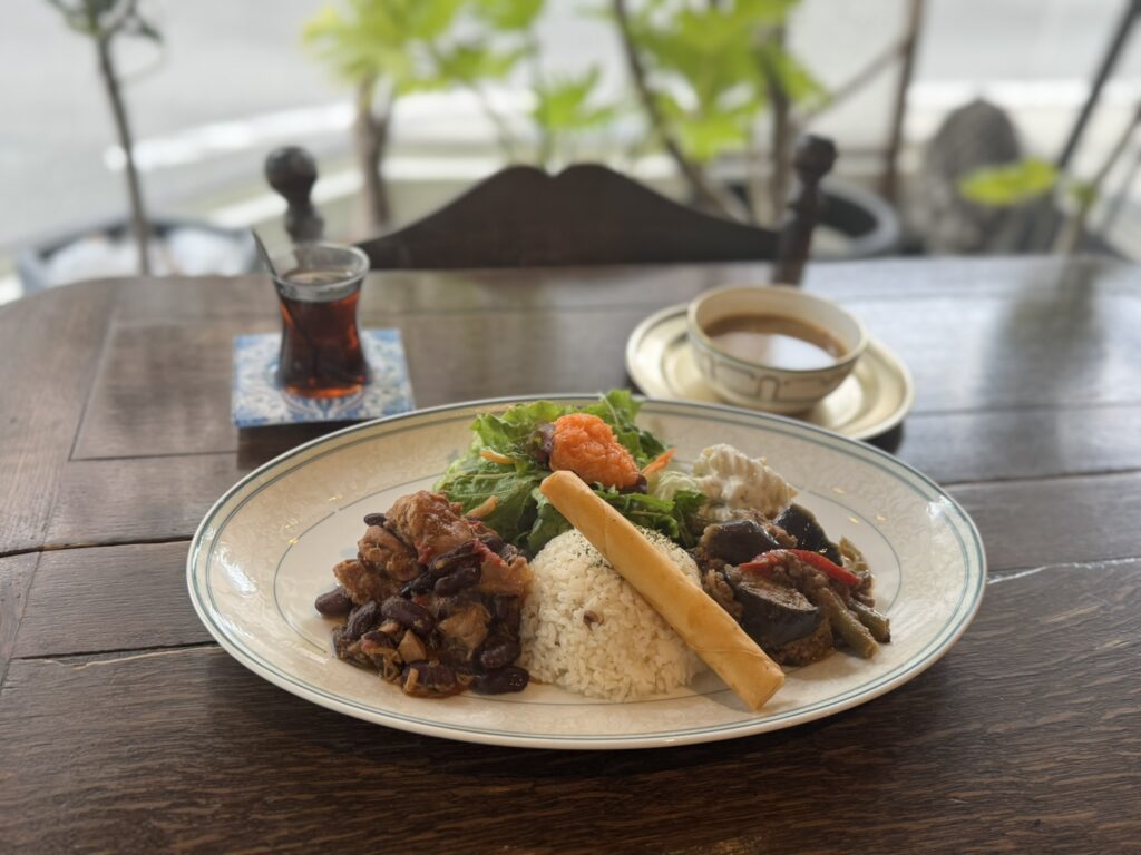 トルコ食堂タマムのあいがけWトッピング