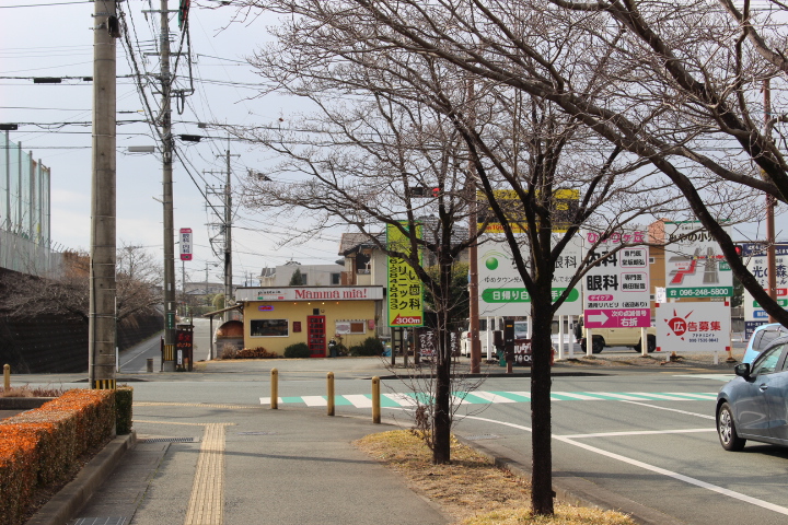 マンマミーア外観