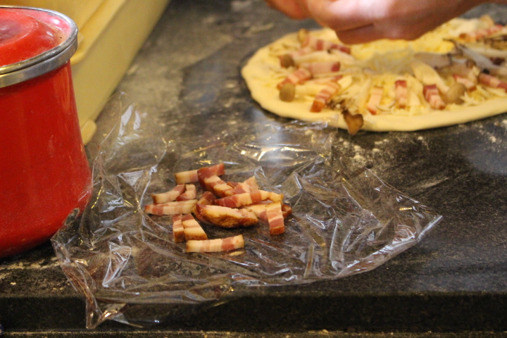 カルボナーラで使用する自家製ベーコン