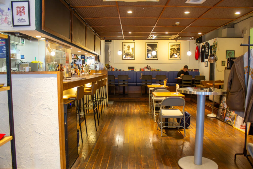 LIKE A TAVERNの店内