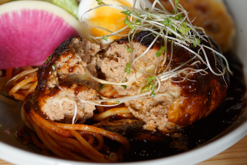 一二三食堂のハンバーグ定食