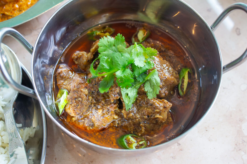 チキンカラヒとエビたま