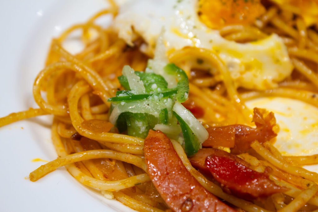 ハヤシつけナポリタン