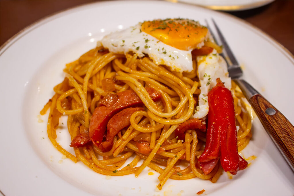 ハヤシつけナポリタン