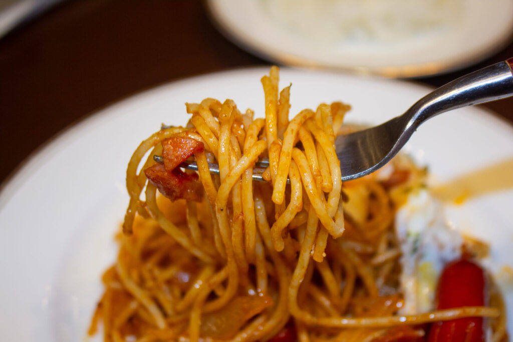 ハヤシつけナポリタン