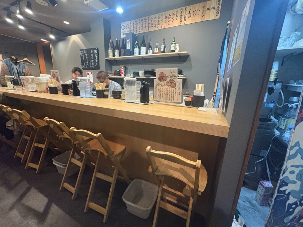 サカナバの店内