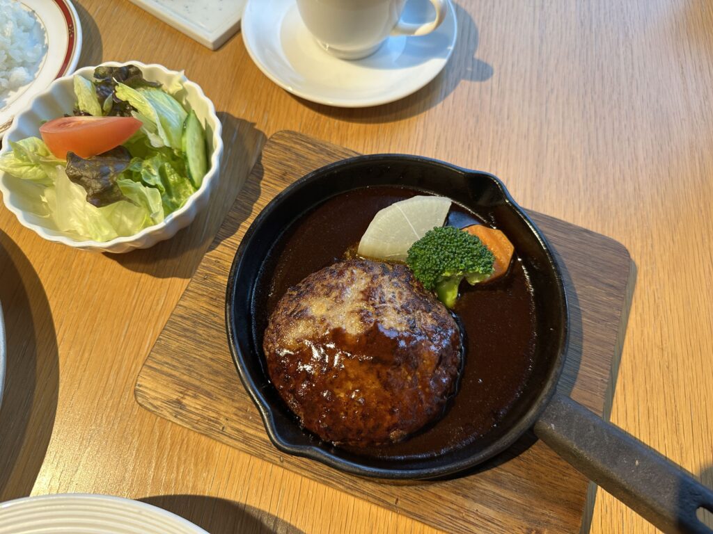 船場(せんば)蔵屋敷のハンバーグ