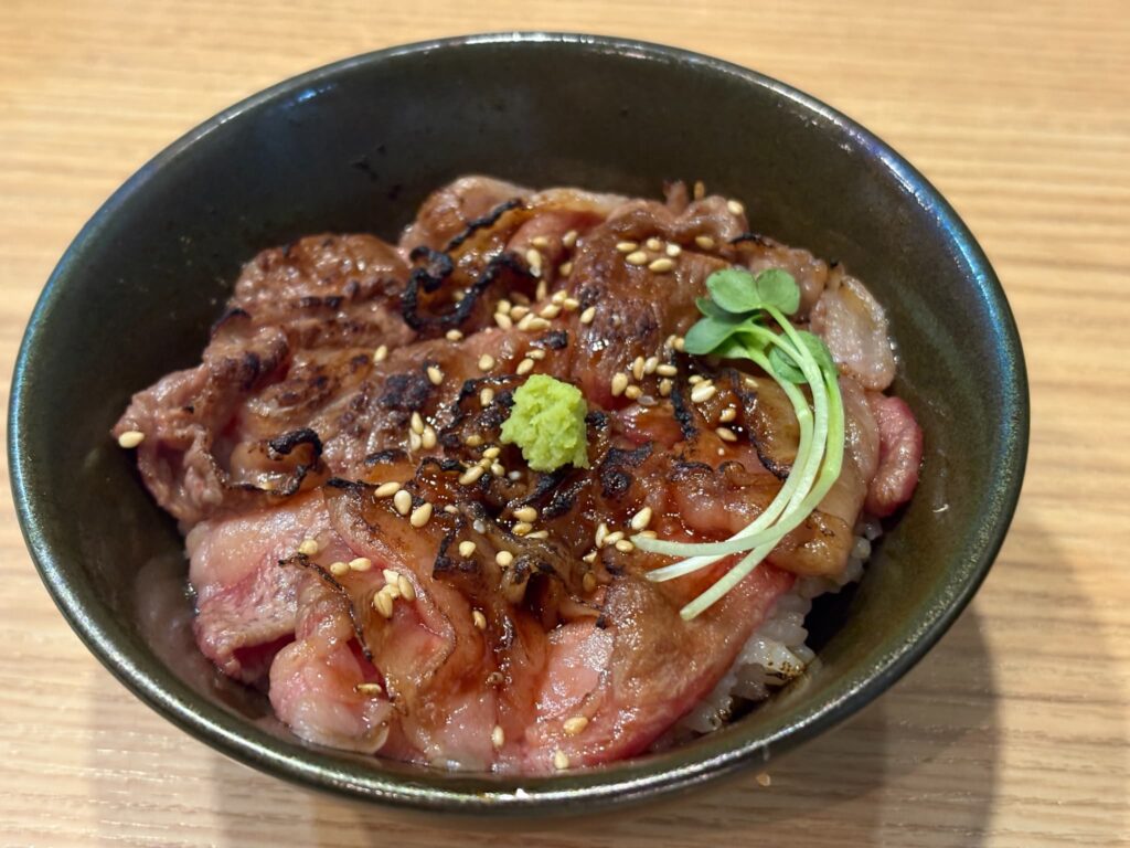 サカナバの和牛炙り