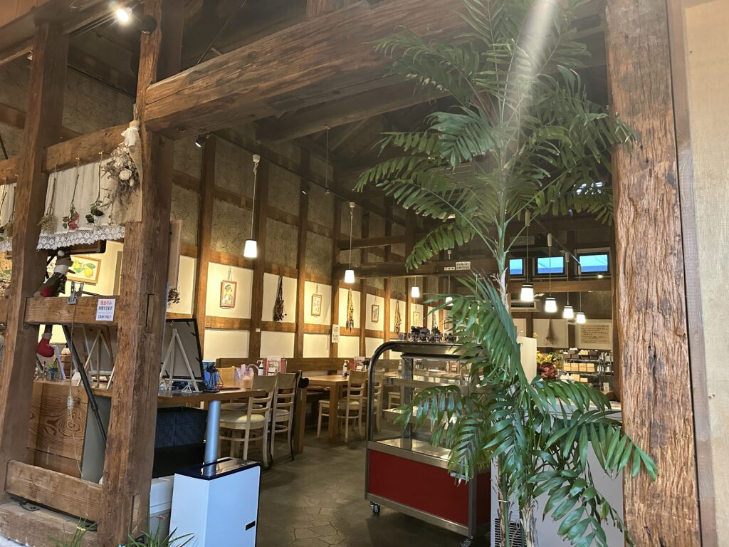 船場(せんば)蔵屋敷の内装