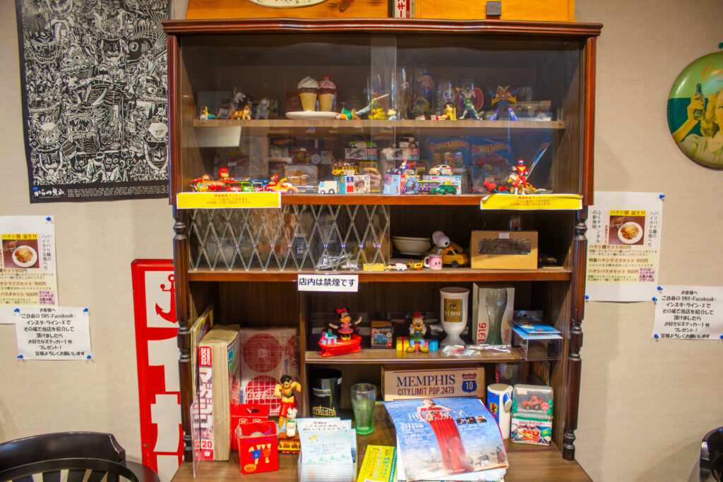 ふくチャンネルの店内