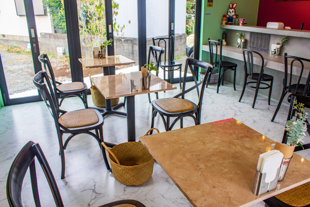 クマモトカラヒの店内