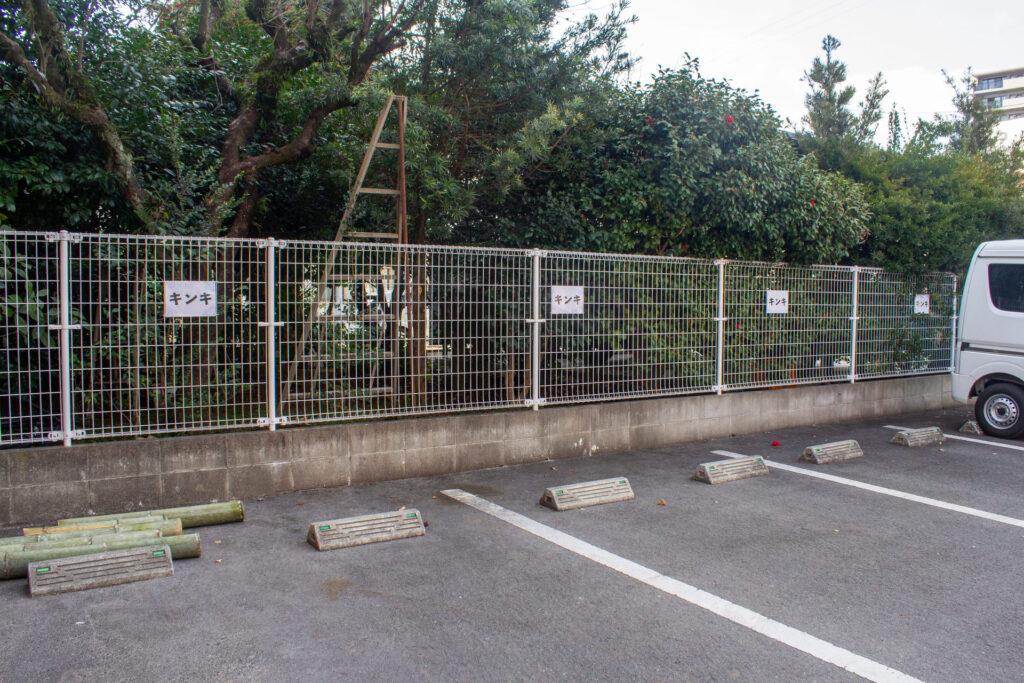 香酵味食堂の駐車場