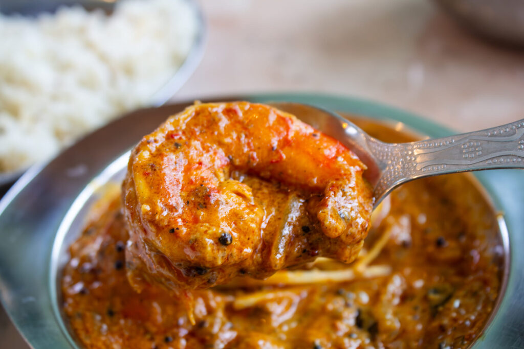 チキンカラヒとエビたま